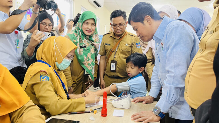 Cek Kesehatan Gratis Sasar 53 Juta Pelajar, Pemerintah Jemput Bola ke Sekolah