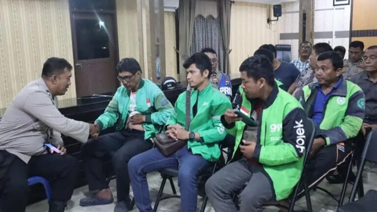 Doa Menggema di Media Sosial untuk Almarhum Affan Kurniawan