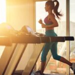 Dokter Ungkap Perbedaan Jalan Kaki di Luar dan di Treadmill bagi Kesehatan Tubuh