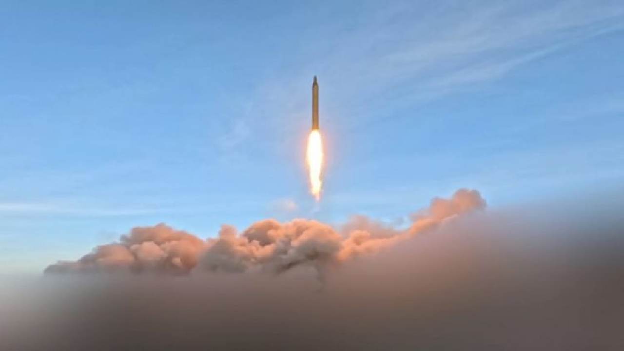 Iran Tunjukkan Kekuatan Baru: Serangan 4.000 Km yang Mengubah Peta Konflik Global